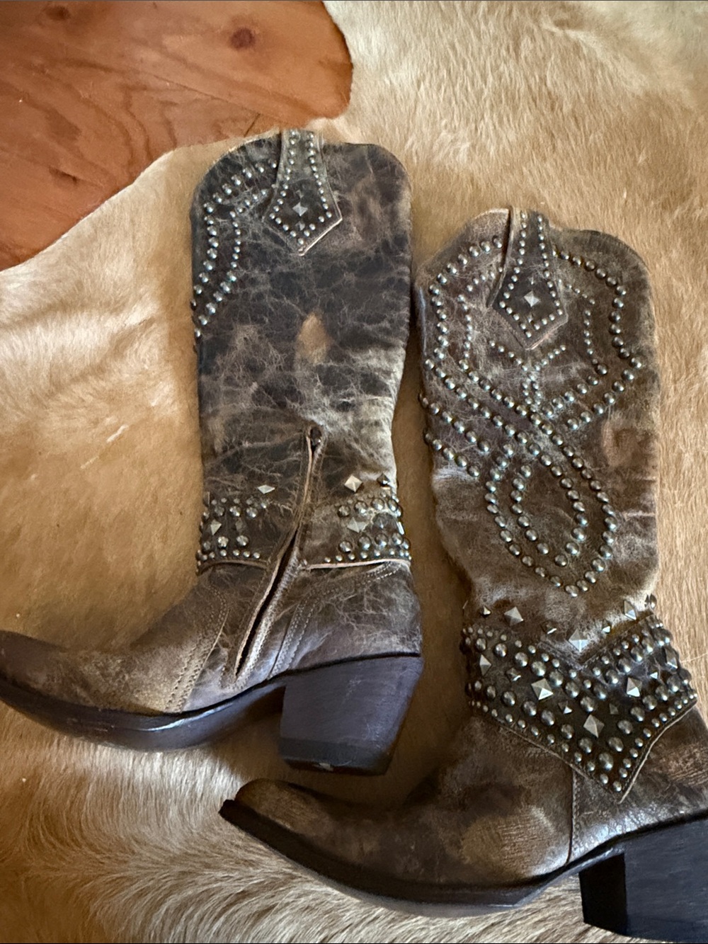 Old Gringo Brown Studded Heeled Cowboy Boots - Picture 3 of 8